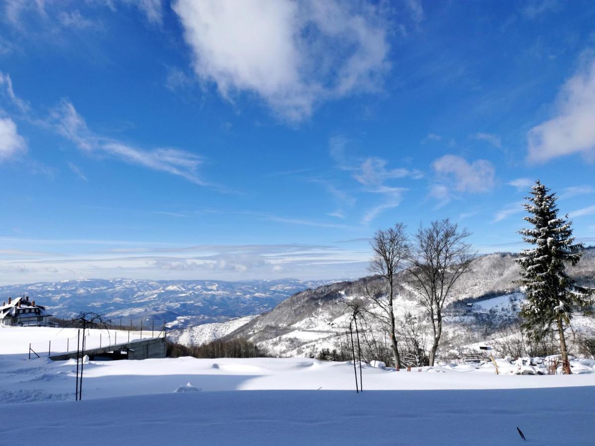 Golden Sky - Milmari Resort & Spa Kopaonik Exterior photo